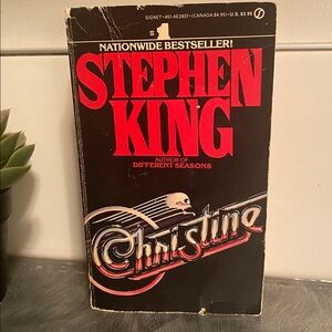 Vintage 1983 Stephen King Book Christine